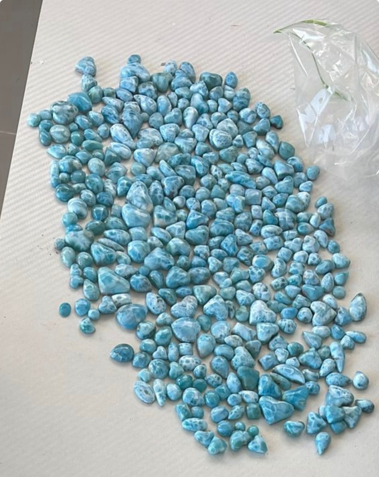 100% Natural Dominican Larimar Cabochons | 3–12 g |
